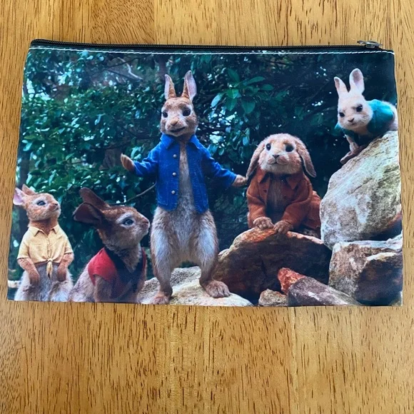 Cosmetic Bag Rabit Design Easter Diabetic Kit Bag Dog Walker Bag (NWOT)