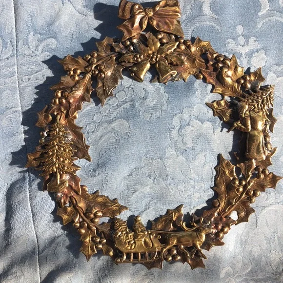 Vtg 3d mixed metal brass Christmas wreath