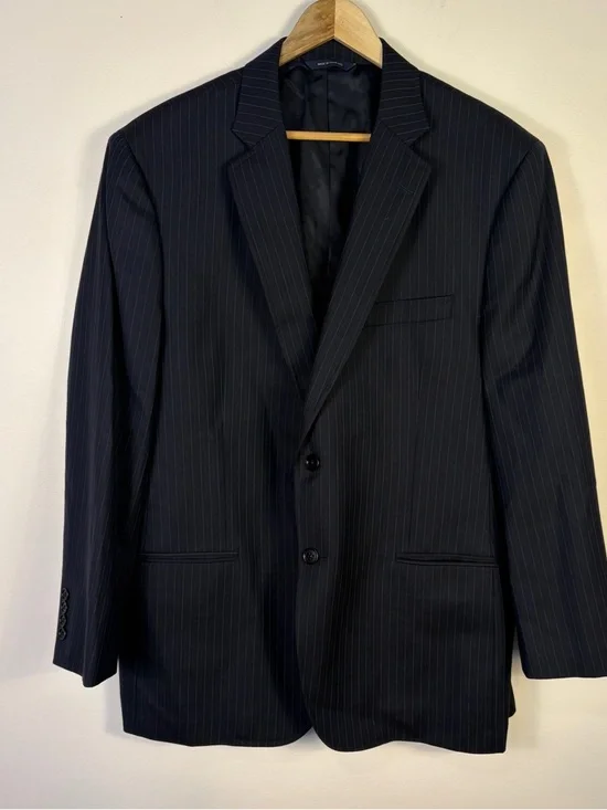 Brooks Brothers Madison Navy Pinstripe Two-Button Suit Jacket Classic