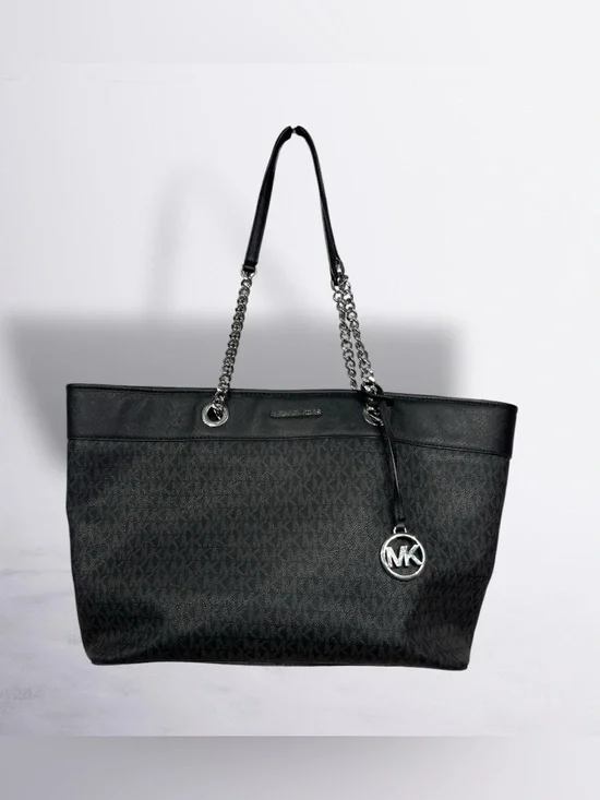 Michael Kors Jet Set Travel large chain tote