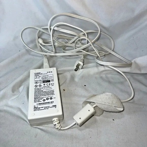 Canon Adapter CA-CP200W Output: 24V DC 2.2A SELPHY CP760 & CP780 Untested