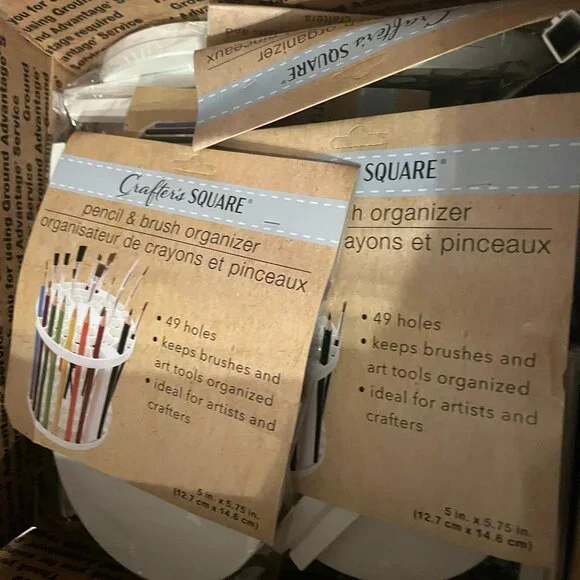 Makeup‎ Brush Holder (Lot of 20!) Each Holds 40 Brushes! (NEW)