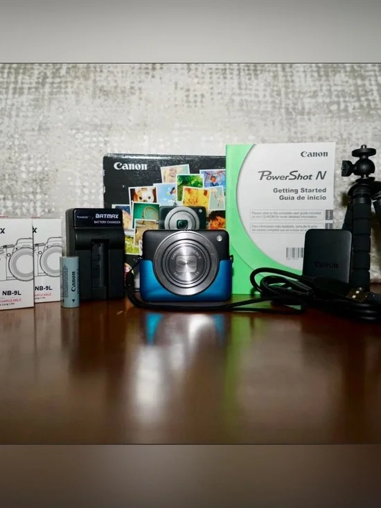 Canon PowerShot N Compact Digital Camera in Blue and Black