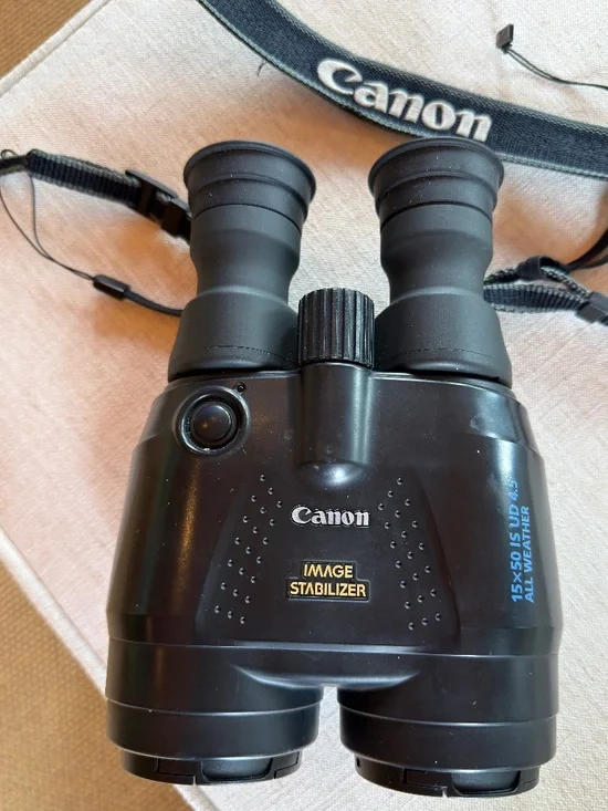 Canon 15 X 50 Image Stabilizing All Weather Binoculars with Neck Strap & Case