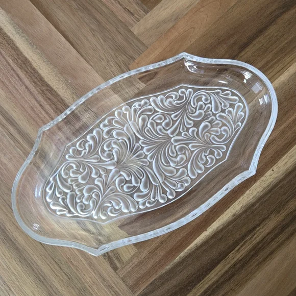 Solid glass trinket dish
