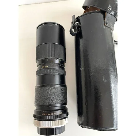 Vivitar 85-205mm F/3.8 Tele-Zoom Lens w/ Skylight Filter, Lens Caps & Case
