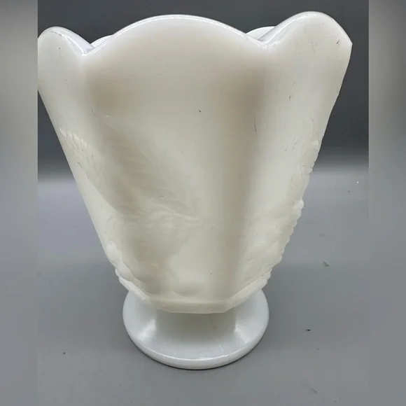 Napco Vintage 1960 milk glass fruit planter vase