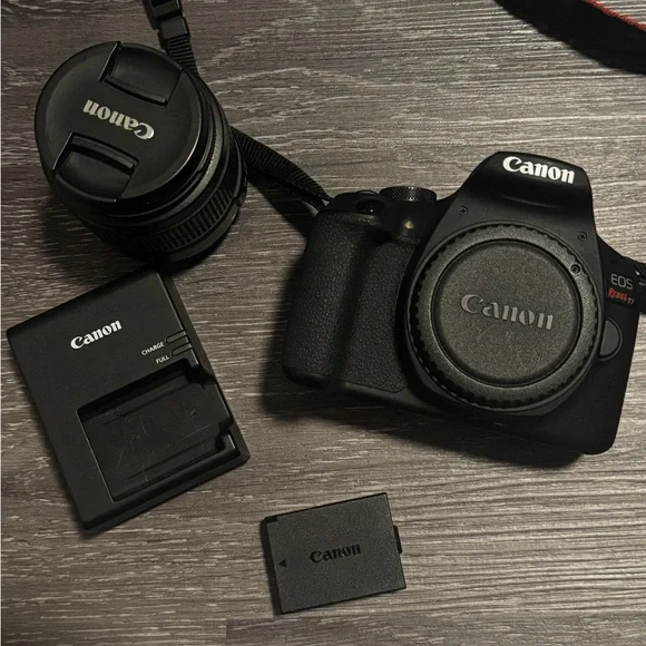Canon Rebel T7 EOS Black Camera Set