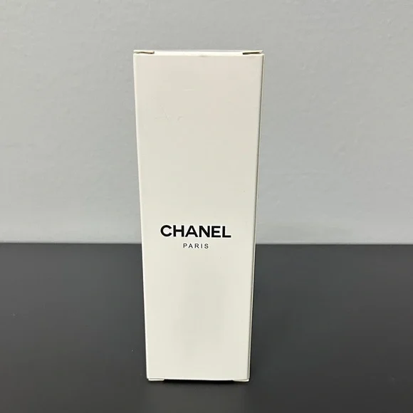 CHANEL White Packaging Box