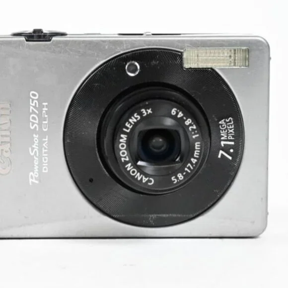 Vintage Camera PowershotSD750 | BEFORE 2000!