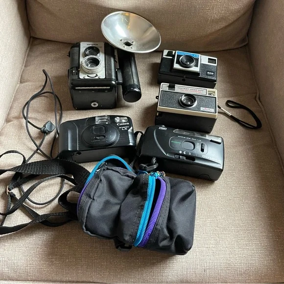 Vintage camera bundle and one carrying case