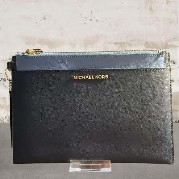 Michael Kors Jet Set Pop Out Clutch Wristlet NWOT