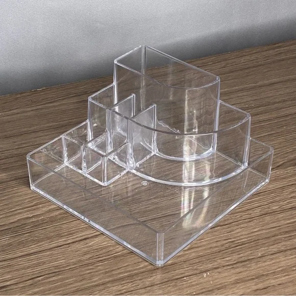 🐼 3/$25 Clear Acrylic Organizer