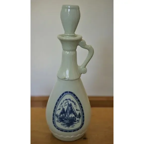 Vtg DUTCH Windmill Milk Glass Delft Liquor Bottle Jug Decanter Beam's Choice