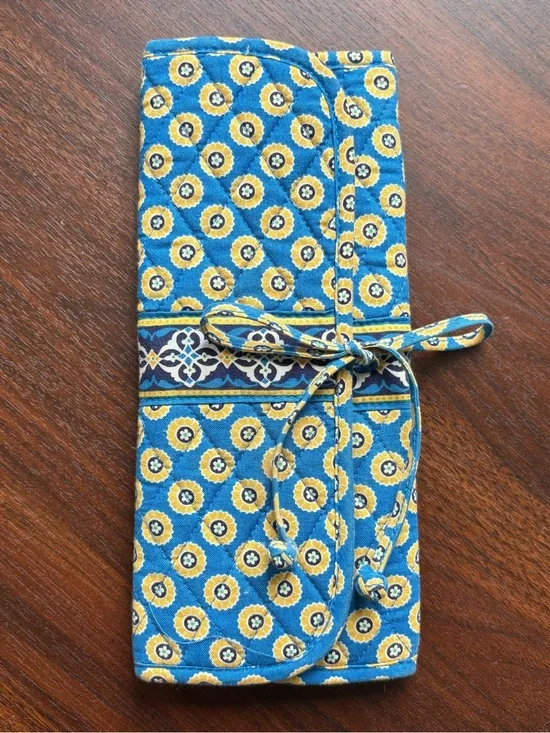 AUTHENTIC Vera Bradley Riviera Blue Makeup Brush Organizer