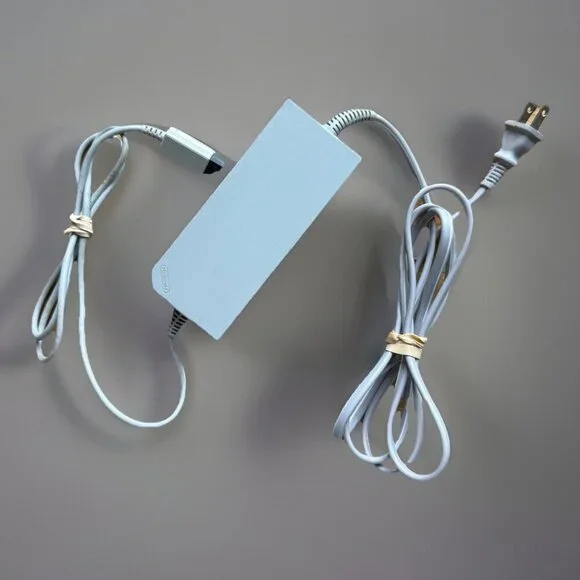 Original Nintendo Wii AC Adapter RVL-002 USA OEM Power Supply Charger 12V 3.7A