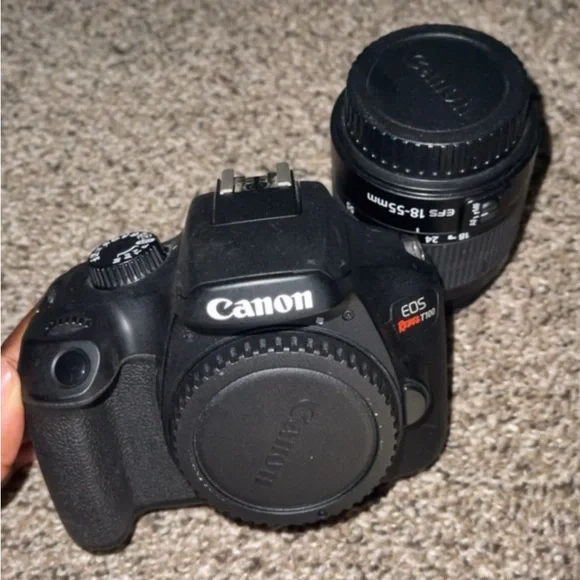 Canon rebel T100