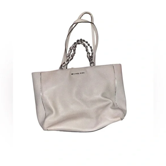 Michael Kors Cream Tote with Elegant Chain Accents