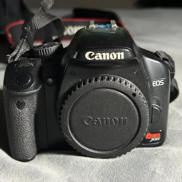 Canon EOS Rebel DSLR