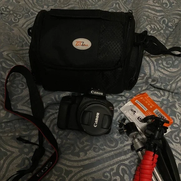 Canon EOS Reble T100