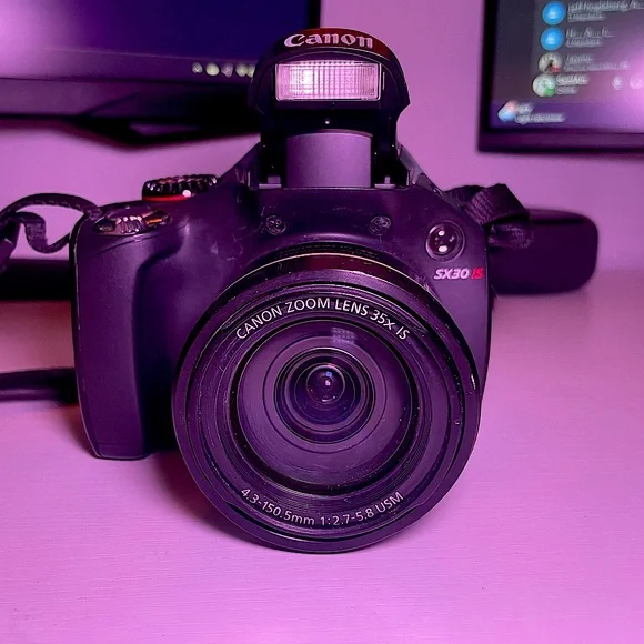Canon PowerShot SX30 IS