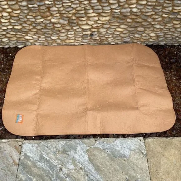 Animal Planet Brown Dog Pet Pad. EUC!