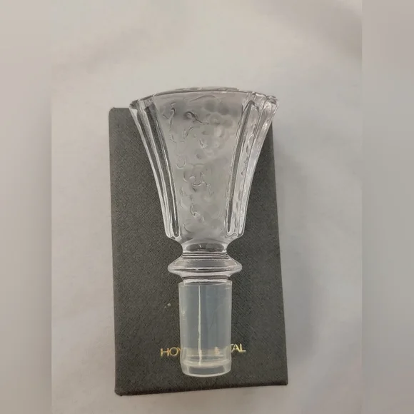 Hoya Crystal Corp. Crystal Wine Stopper