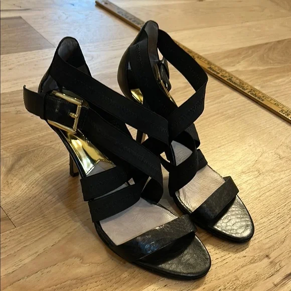 Michael Kors size 9.5
