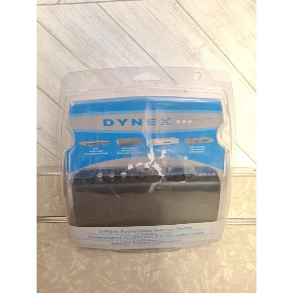Dynex DX-VS201A S-Video Audio/ Video Selector Switch DVD Gaming VCR Cable New