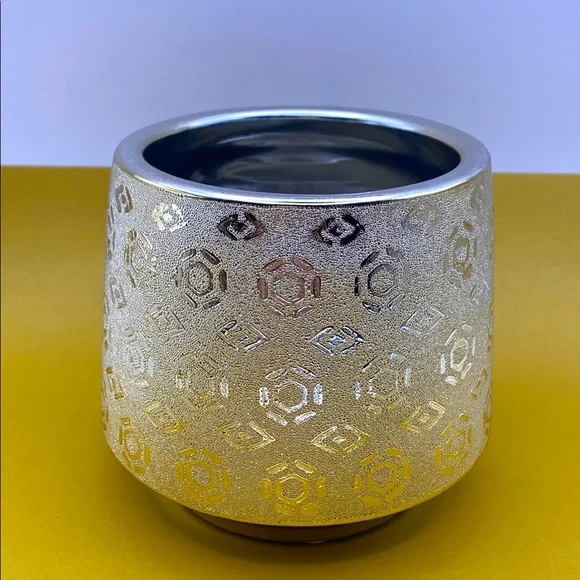 DesignPac Round Elegant Silver and Gold Toned Textured Geometric Pot Vase