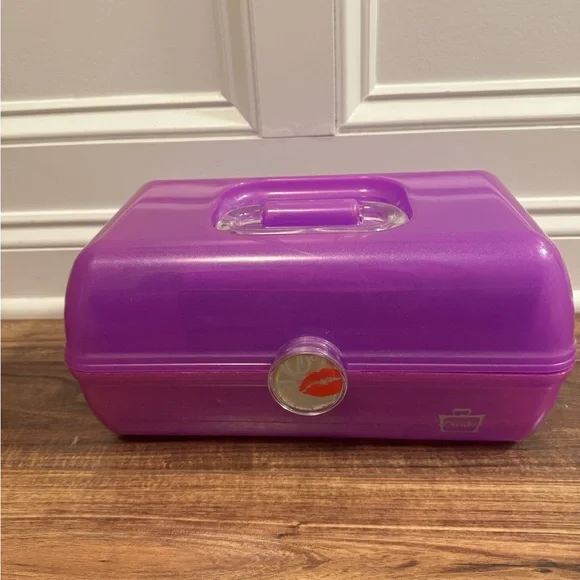 Vintage Caboodles Makeup Case