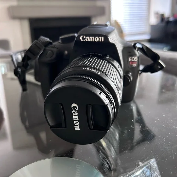 Canon EOS REBEL T5 Camera