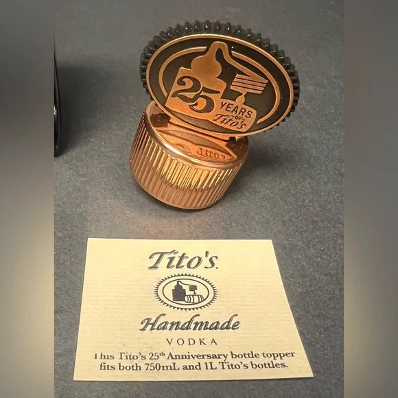 Tito’s‎ 25th anniversary Bottle topper, Can be used 750 mL or 1L bottle w/box