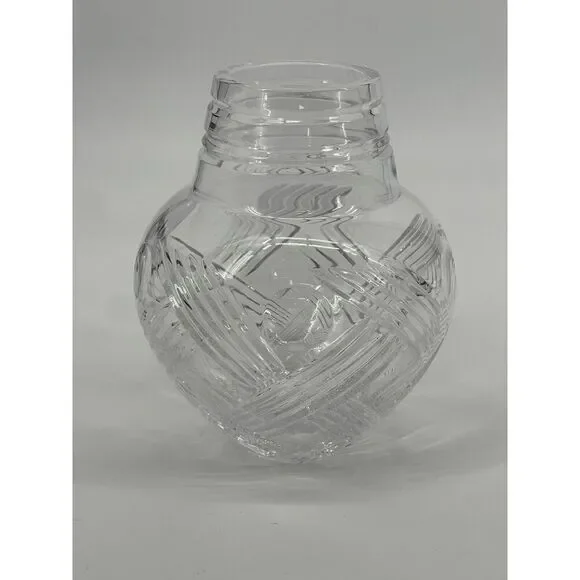 Vintage Oneida Santa Mesa Crystal Vase Crosshatch Dot Pattern 8 Inches