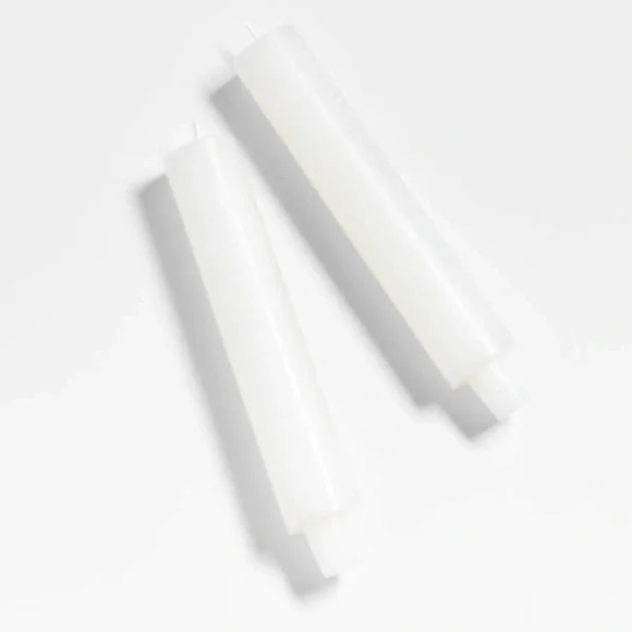 CRATE&BARREL. NWT 2pc cylinder white taper candles -8.5”