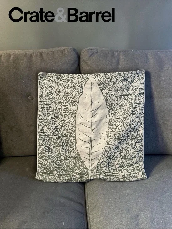 Crate&Barrel Green and White Clovis Leaf Accent Pillow Cover