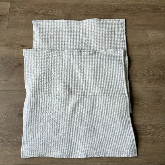 Crate & Barrel Nora Euro Sham Cream Pillow Covers 26”x 26”