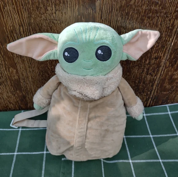 Grogu (Baby Yoda) plush backpack