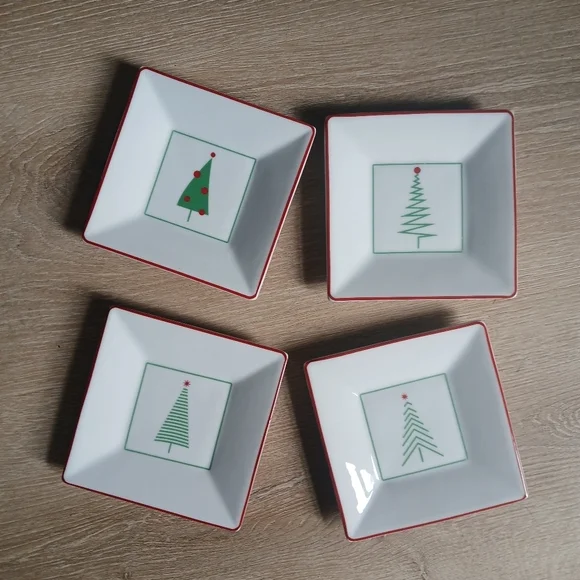 CRATE & BARREL Red Green 5.5