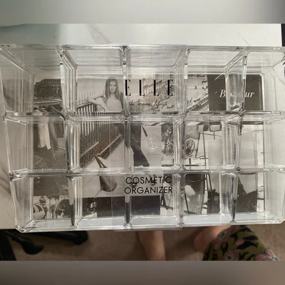 Elle Clear Cosmetic Organizer