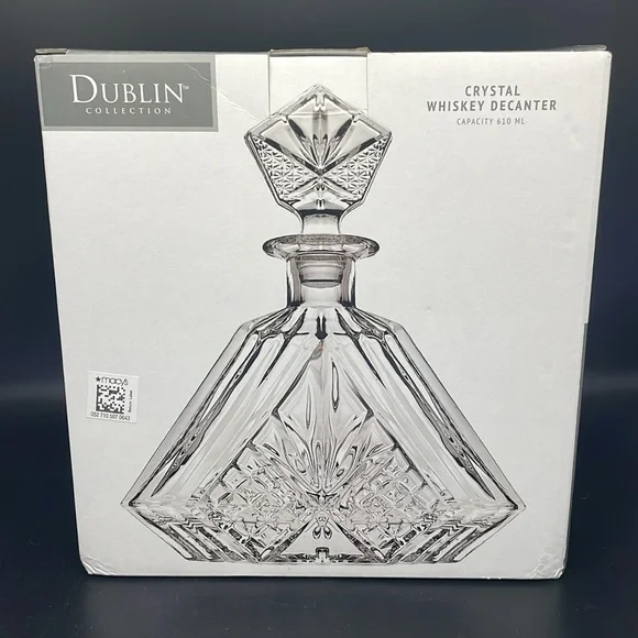 NWT Shannon by Godinger Dublin Collection Crystal Whiskey Decanter 610ml