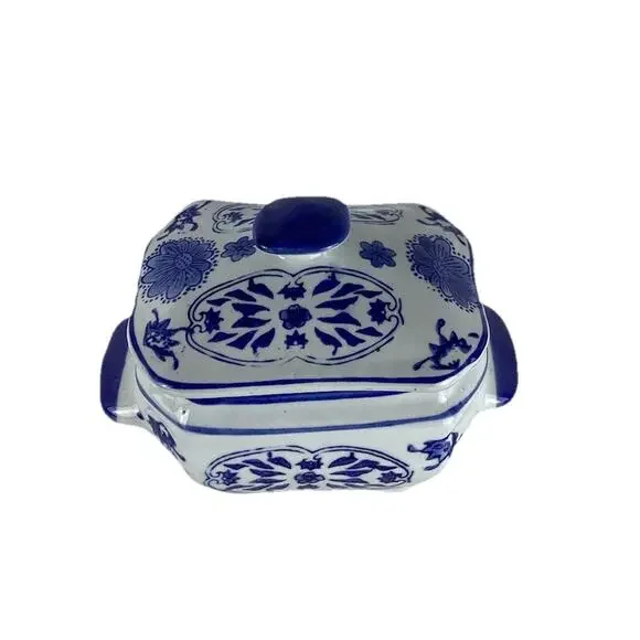Chinese Chinoiserie Asian antique Porcelain Blue and White Dish With Lid