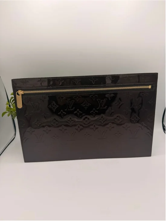 Louis Vuitton Clutch or Pouch GM