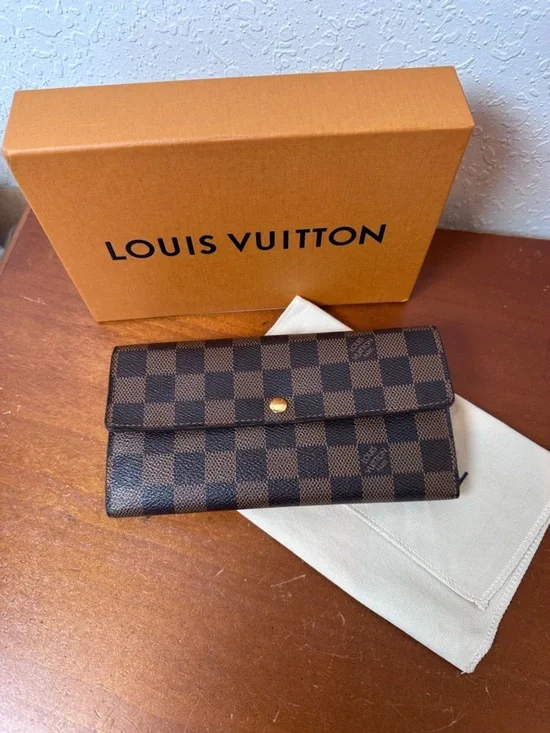 Louis Vuitton Damier Ebene Sarah Wallet