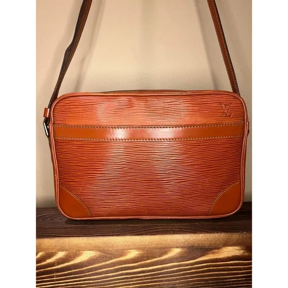 Louis Vuitton‎ Epi Trocadero Shoulder Bag