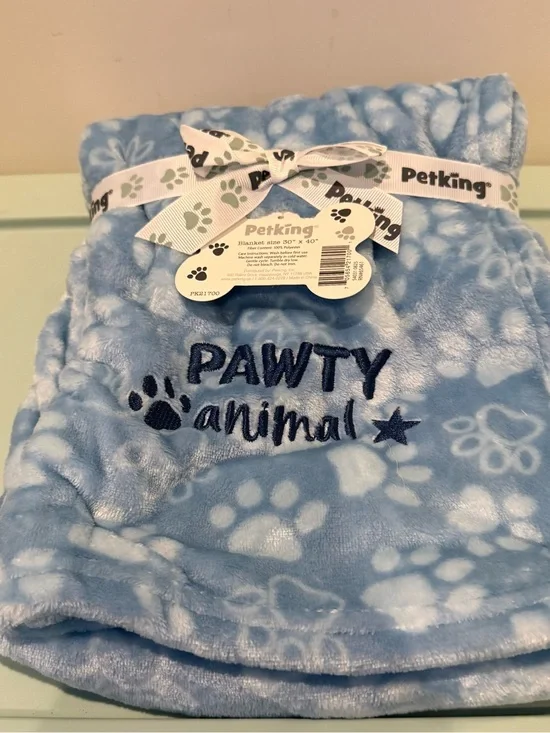 Super Cute Petking Blue 'Pawty Animal' Plush Pet Blanket- 30x40 inches- NWT