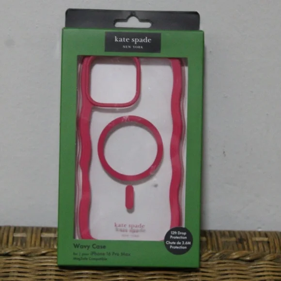 Kate Spade. New York Pink Wavy Protective Case iPhone 16 Max Pro.