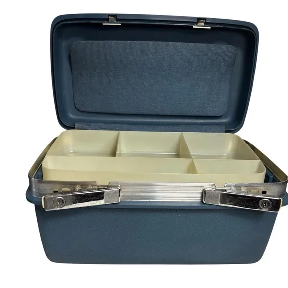 VTG BLUE Samsonite Silhouette Vanity Train Luggage Cosmetic Hard Case & tray EUC