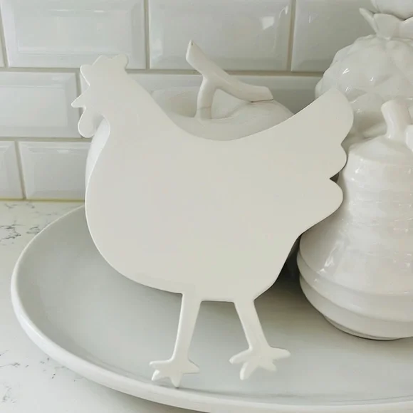 Crate&Barrel White Chicken Trivet