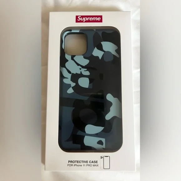Supreme iPhone 11 Pro Blue Camo Case